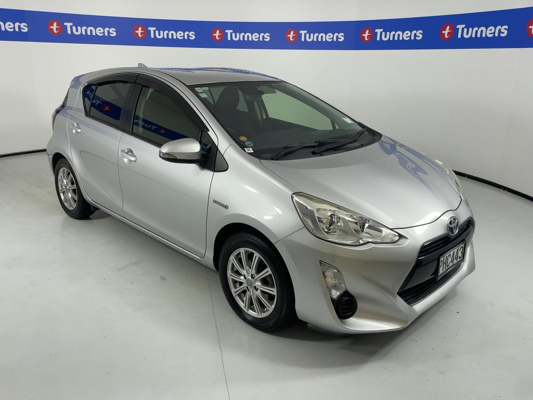 Photo '1' of Toyota Aqua