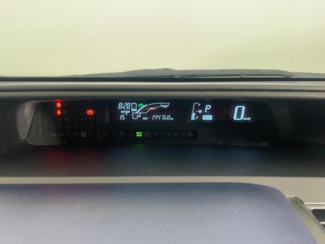 Photo '21' of Toyota Aqua