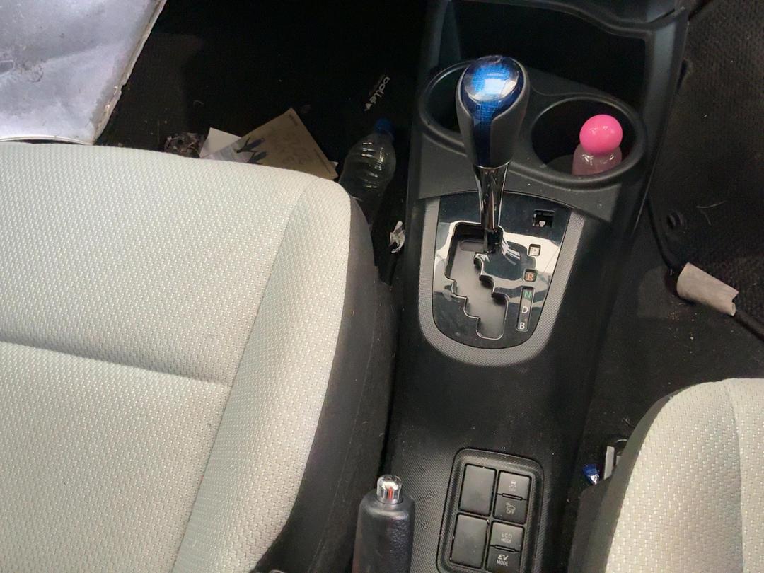 Photo '15' of Toyota Aqua Photo '15' of Toyota Aqua