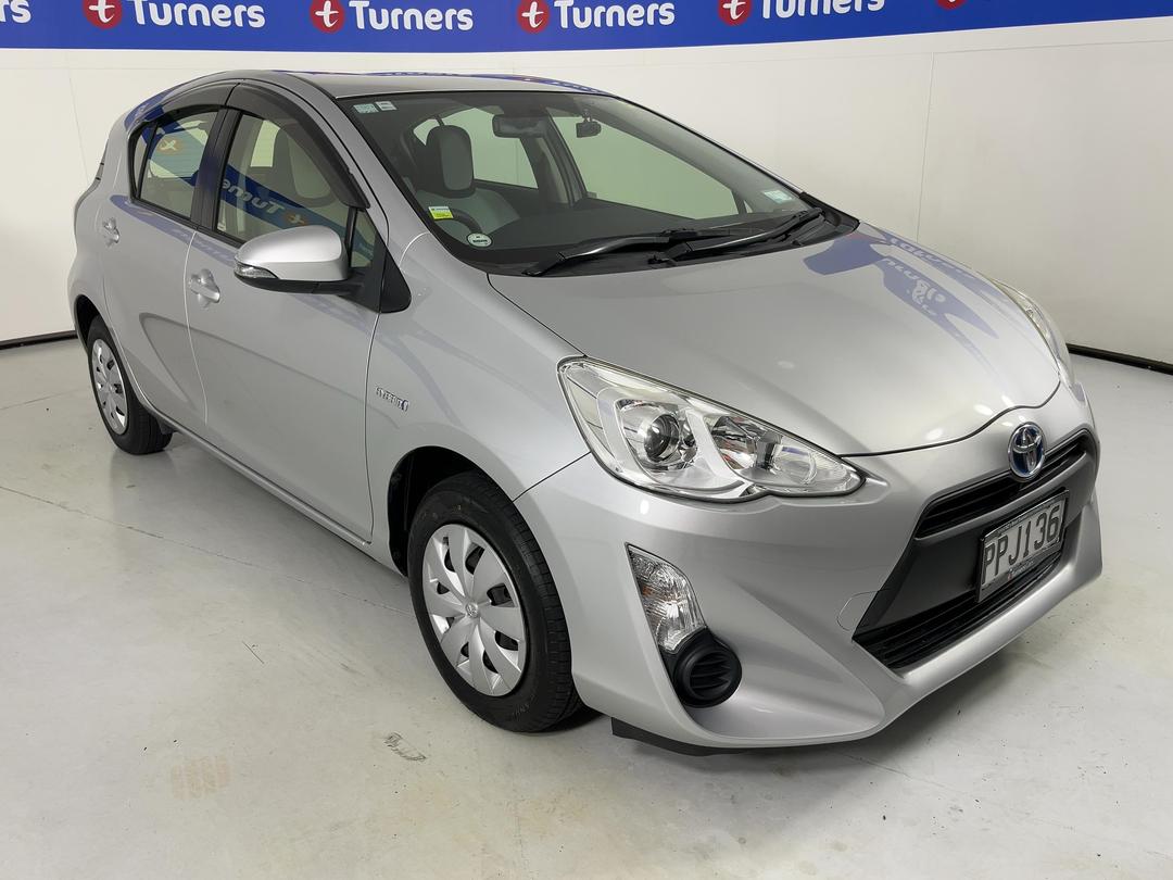 Photo '1' of Toyota Aqua