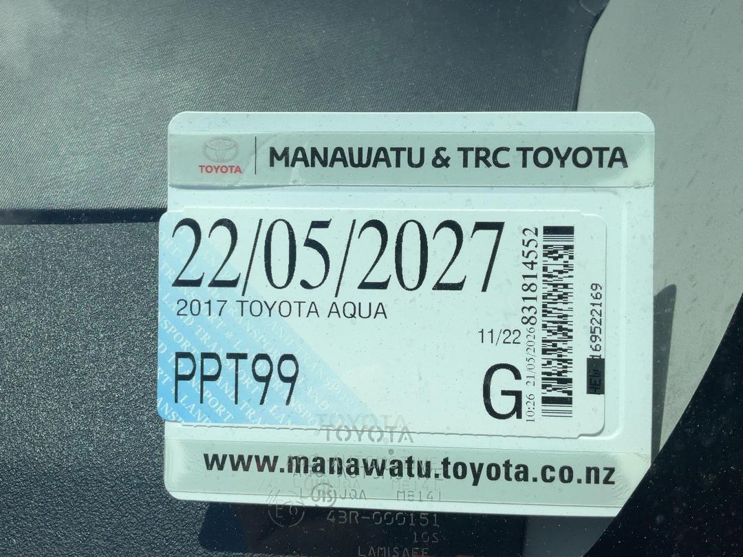 Photo '19' of Toyota Aqua Photo '19' of Toyota Aqua