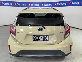 Photo '6' of Toyota Aqua