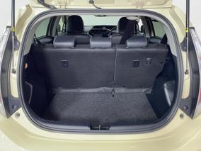 Photo '14' of Toyota Aqua