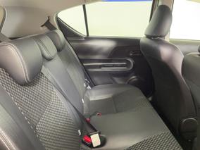 Photo '20' of Toyota Aqua