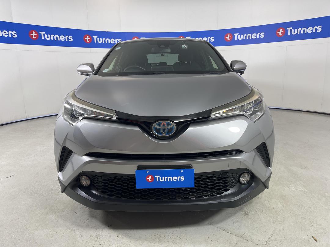 Photo '2' of Toyota C-HR