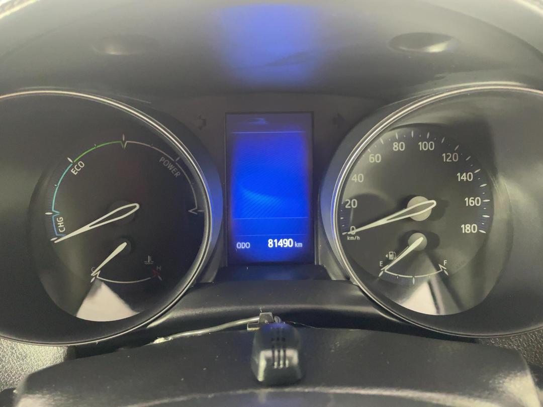 Photo '21' of Toyota C-HR