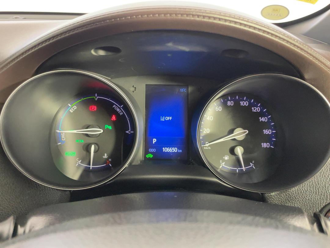 Photo '21' of Toyota C-HR