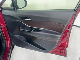 Photo '15' of Toyota C-HR