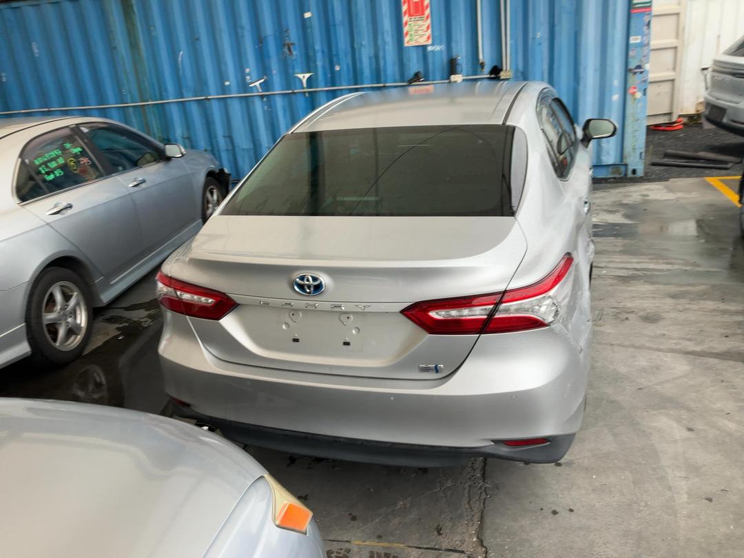 Photo '11' of Toyota Camry