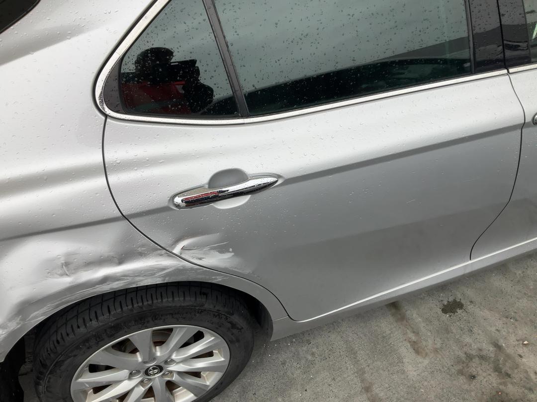 Photo '15' of Toyota Camry