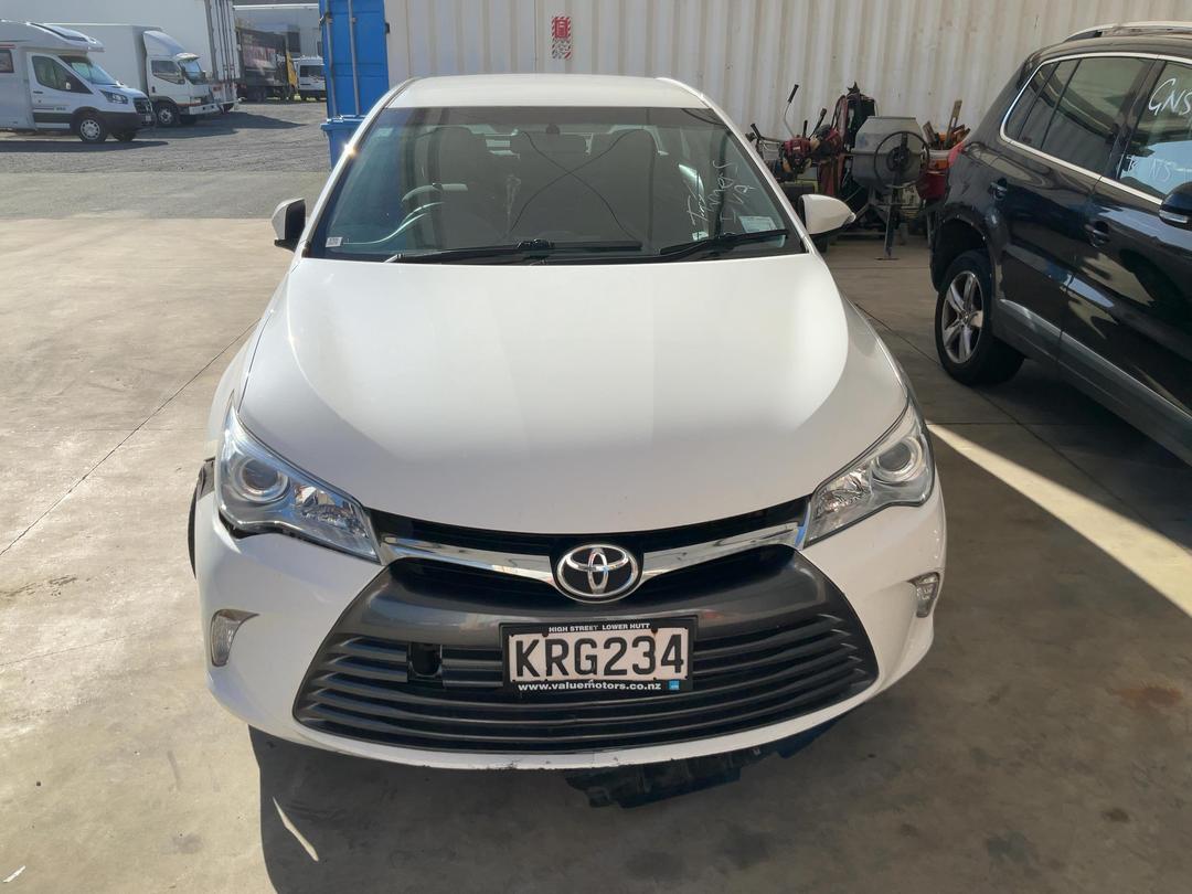 Photo '2' of Toyota Camry GL