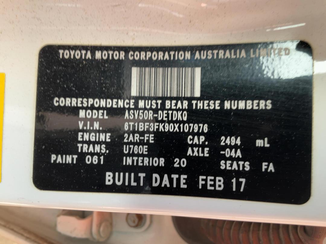 Photo '16' of Toyota Camry GL