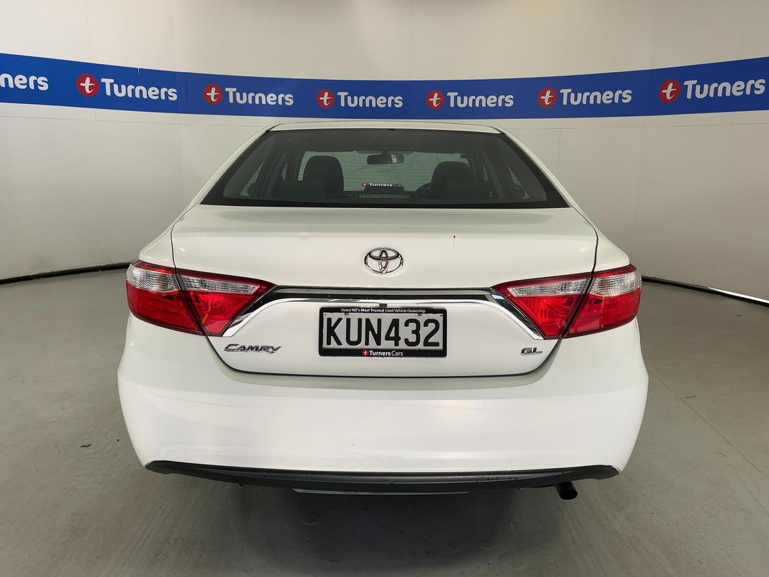 Photo '5' of Toyota Camry GL Photo '5' of Toyota Camry GL