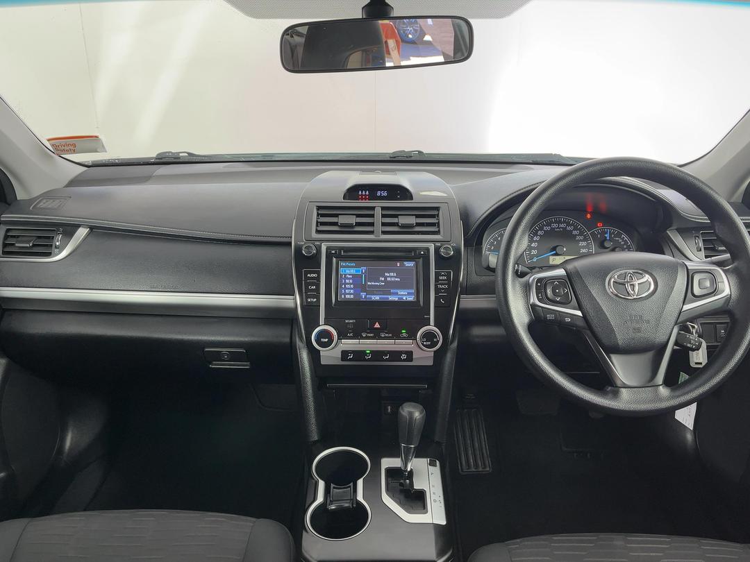 Photo '15' of Toyota Camry GL Photo '15' of Toyota Camry GL
