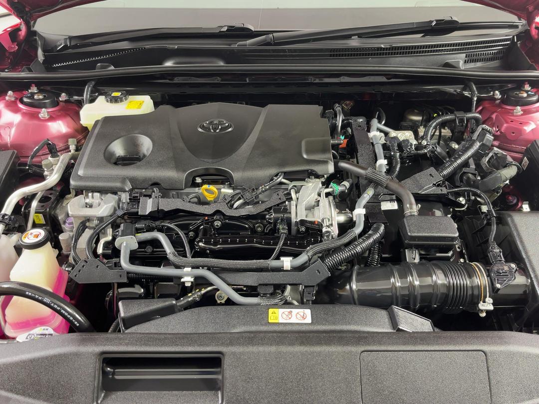 Photo '13' of Toyota Camry