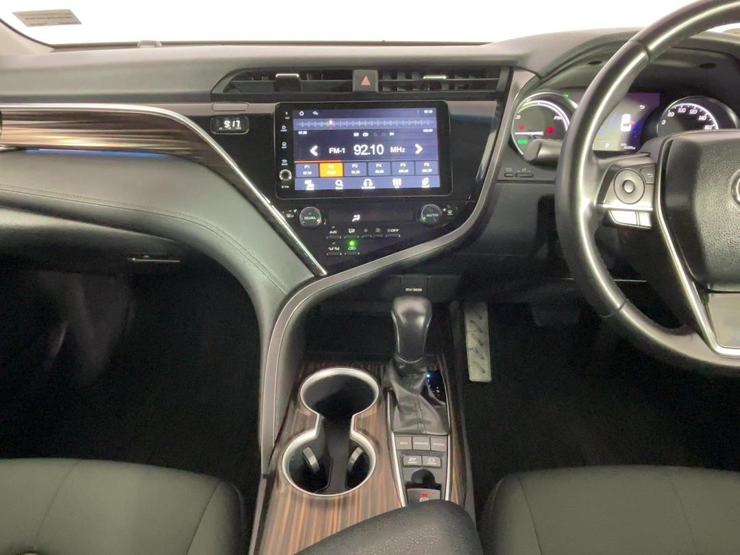 Photo '18' of Toyota Camry