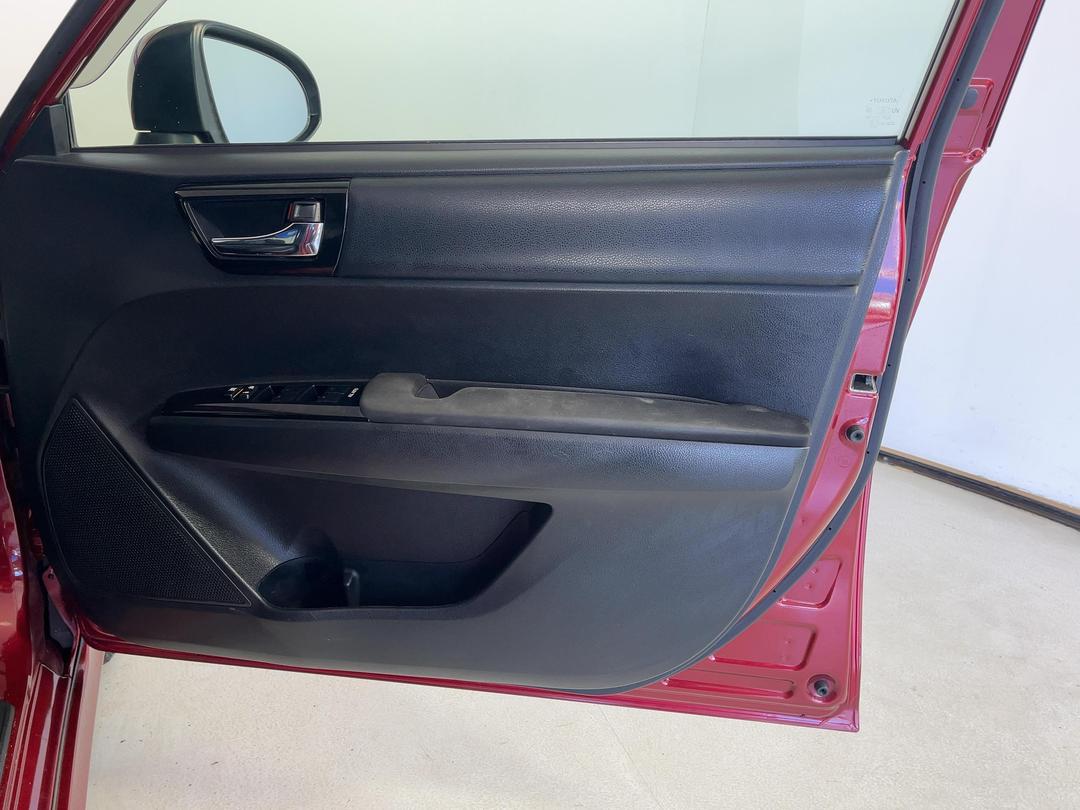 Photo '15' of Toyota Corolla