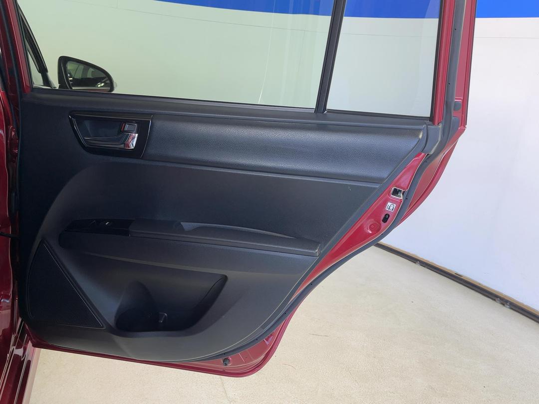 Photo '19' of Toyota Corolla