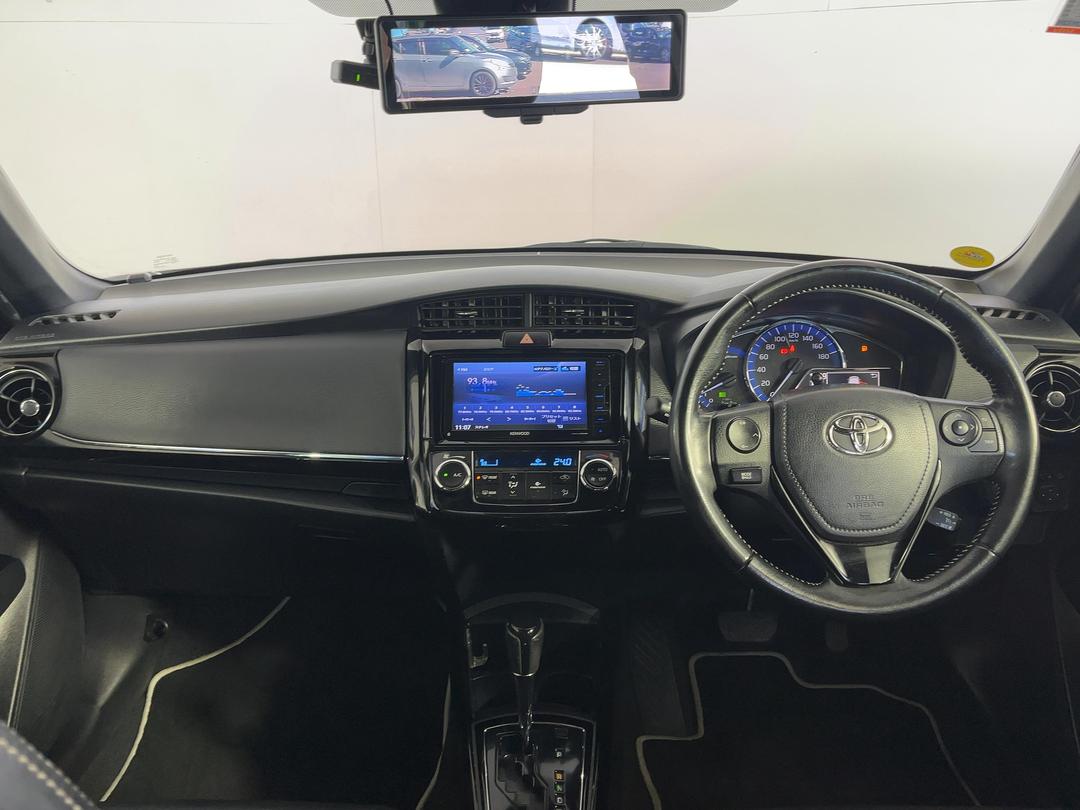 Photo '17' of Toyota Corolla