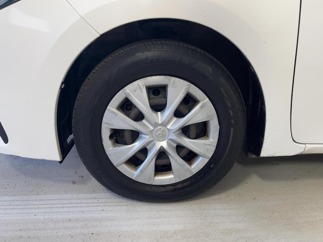 Photo '10' of Toyota Corolla