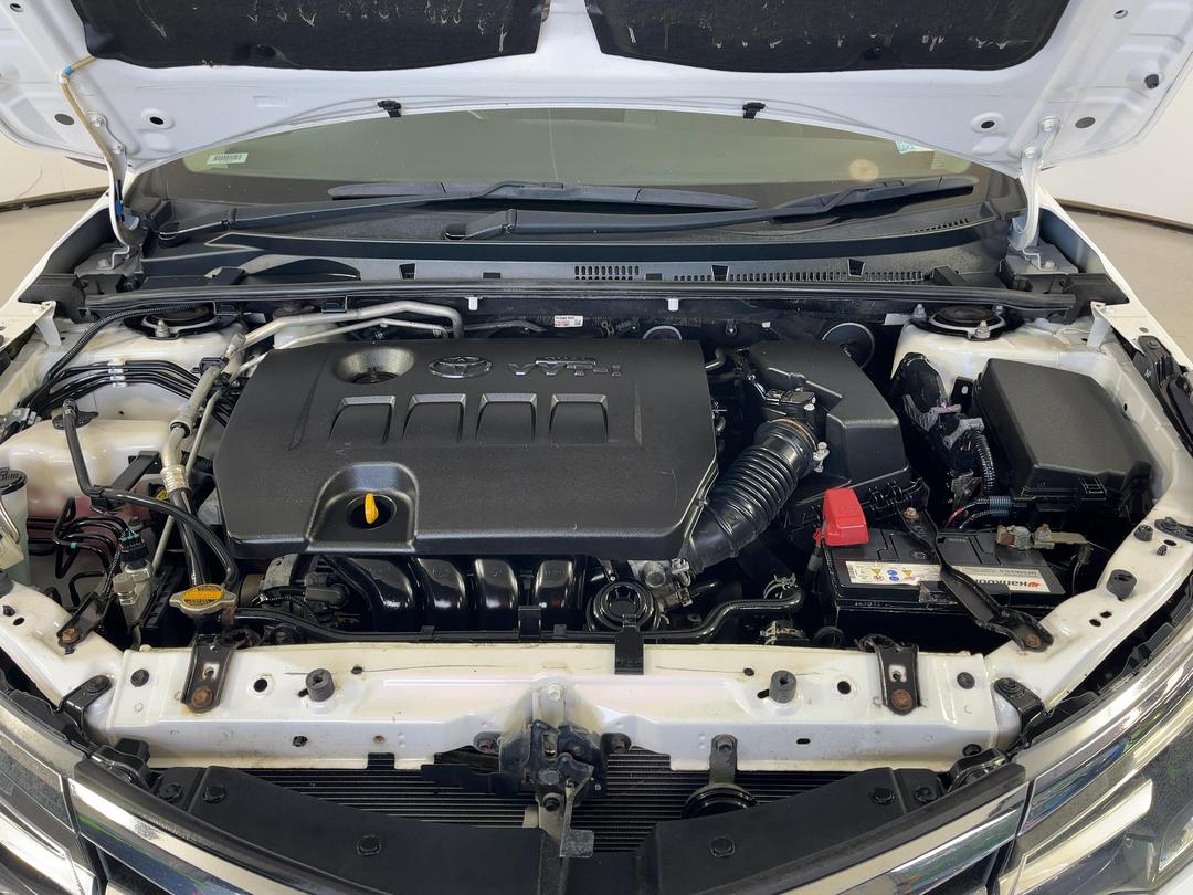 Photo '13' of Toyota Corolla