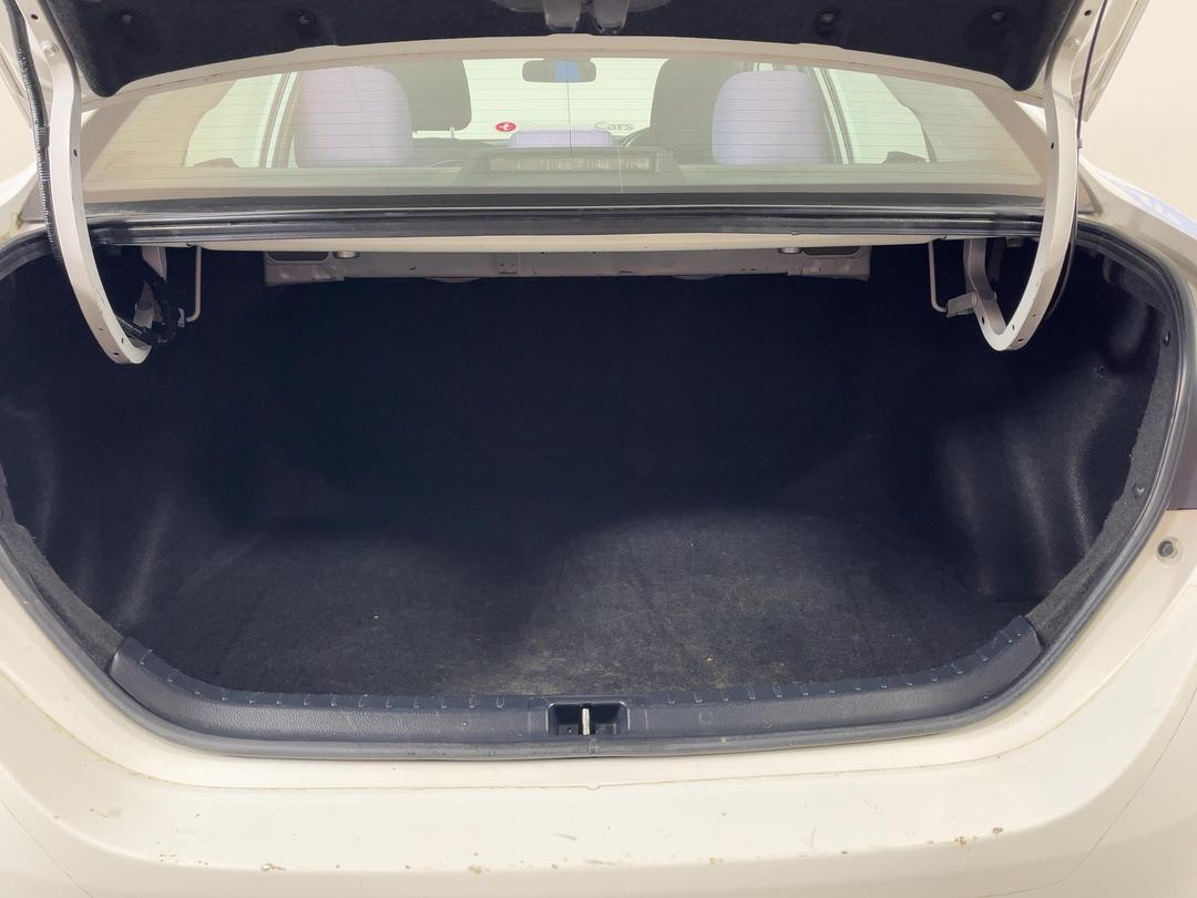 Photo '14' of Toyota Corolla