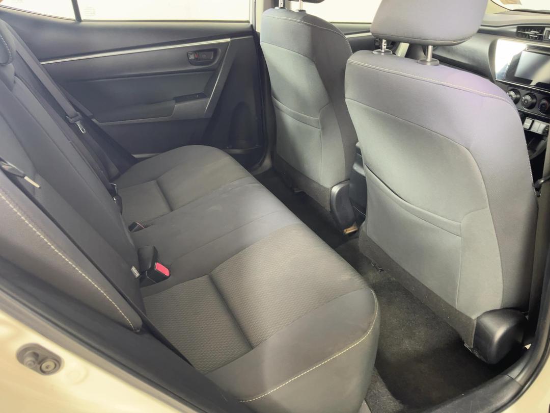 Photo '20' of Toyota Corolla