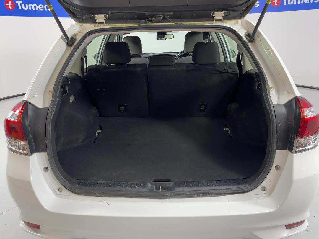 Photo '14' of Toyota Corolla