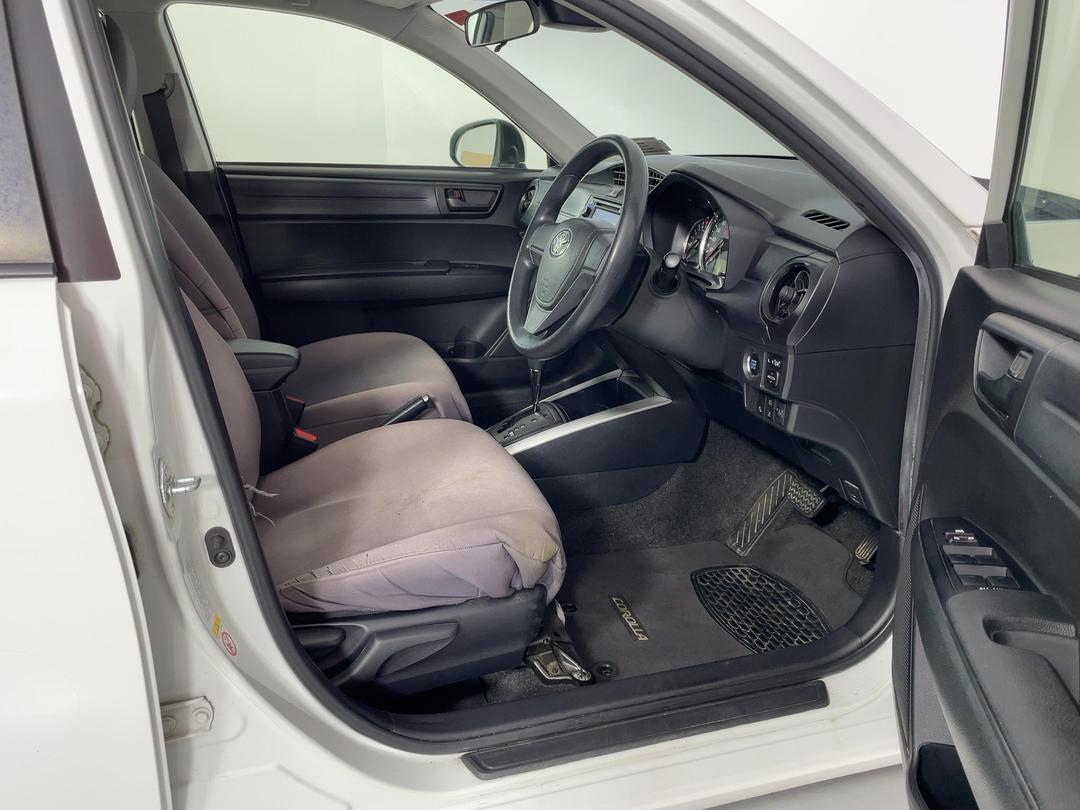 Photo '16' of Toyota Corolla