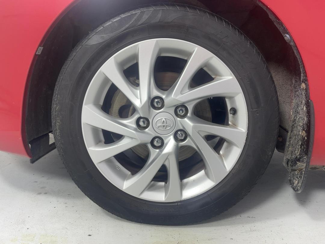 Photo '10' of Toyota Corolla
