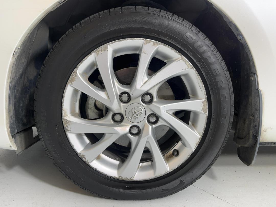 Photo '10' of Toyota Corolla