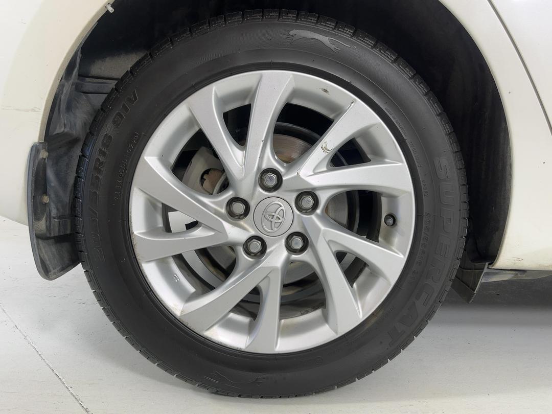 Photo '12' of Toyota Corolla