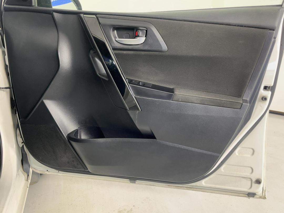Photo '15' of Toyota Corolla