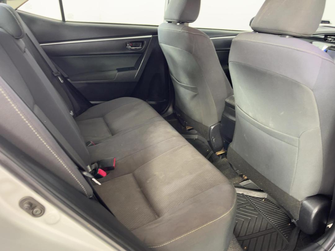 Photo '20' of Toyota Corolla