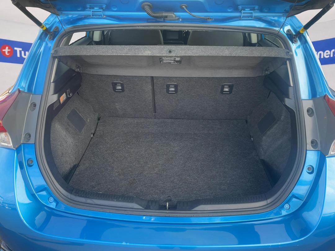 Photo '14' of Toyota Corolla
