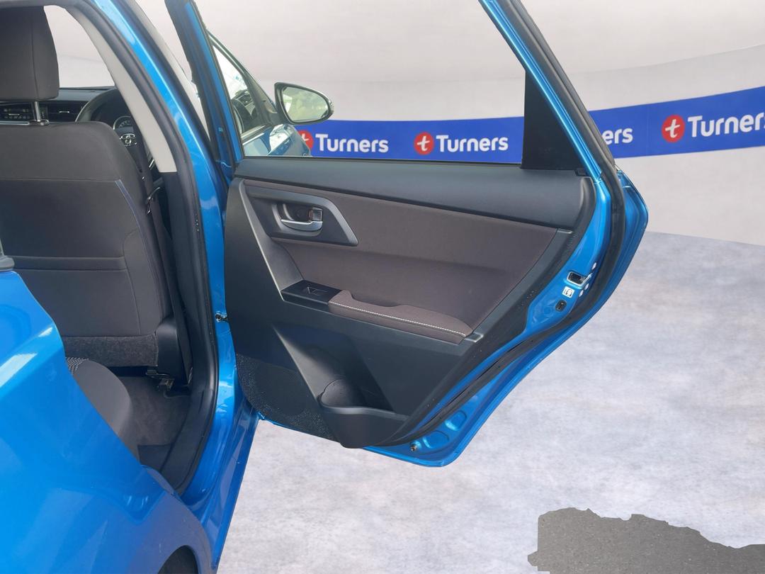 Photo '19' of Toyota Corolla