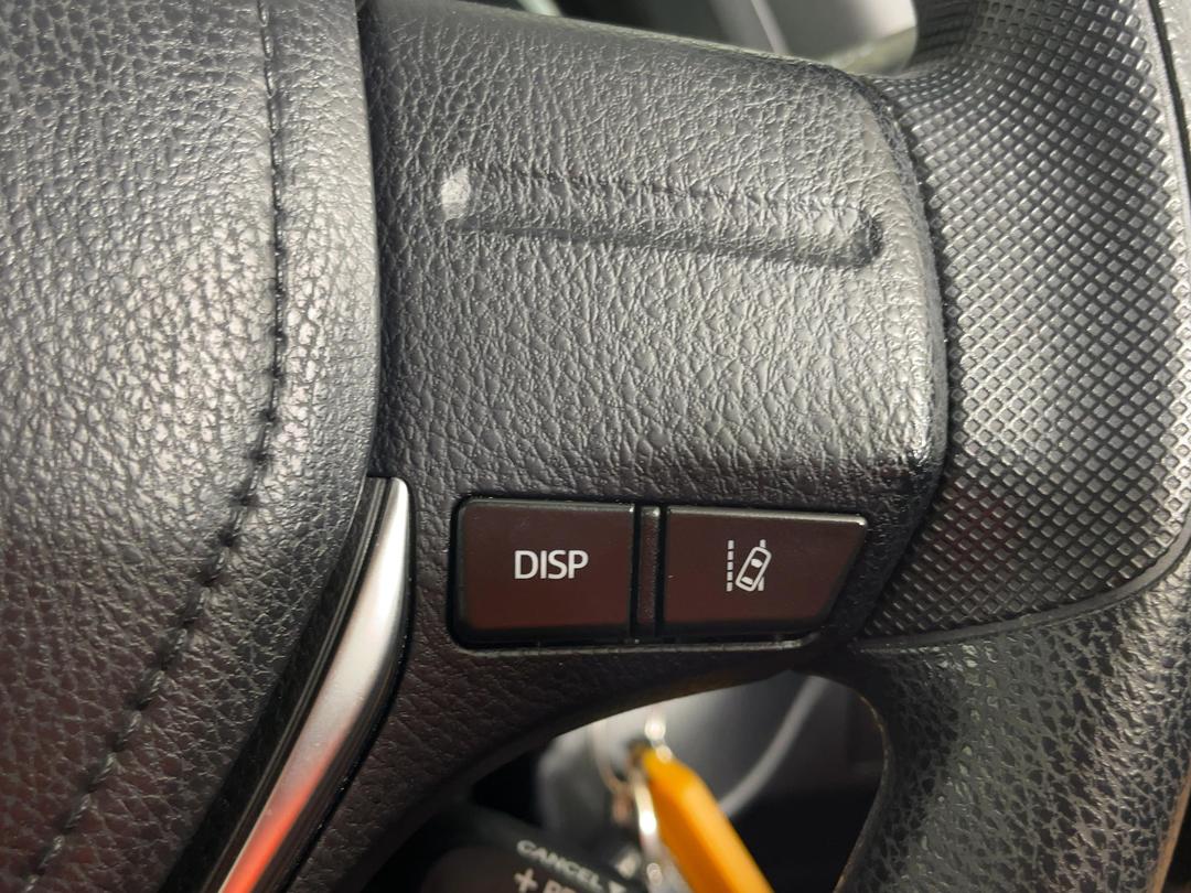 Photo '24' of Toyota Corolla