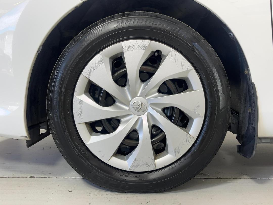 Photo '10' of Toyota Corolla