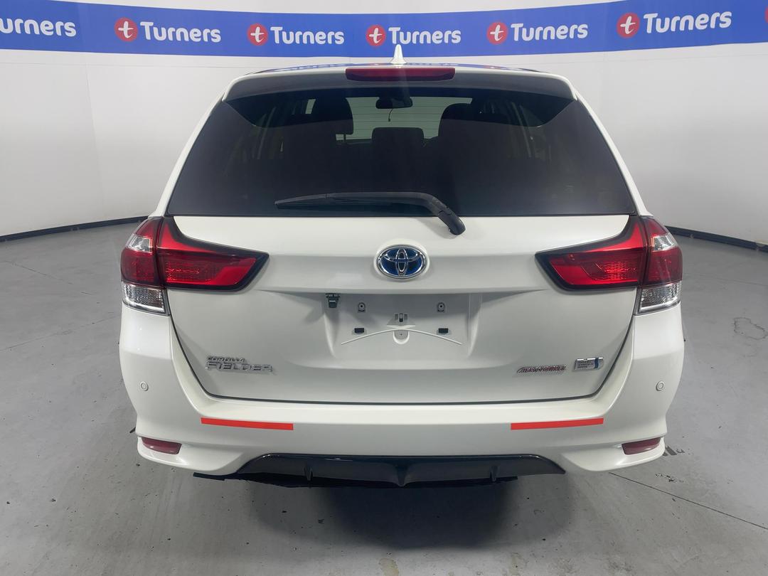 Photo '6' of Toyota Corolla Fielder