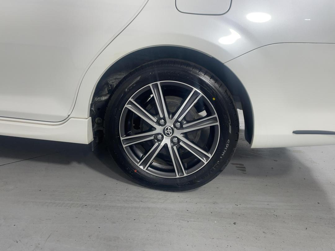 Photo '11' of Toyota Corolla Fielder