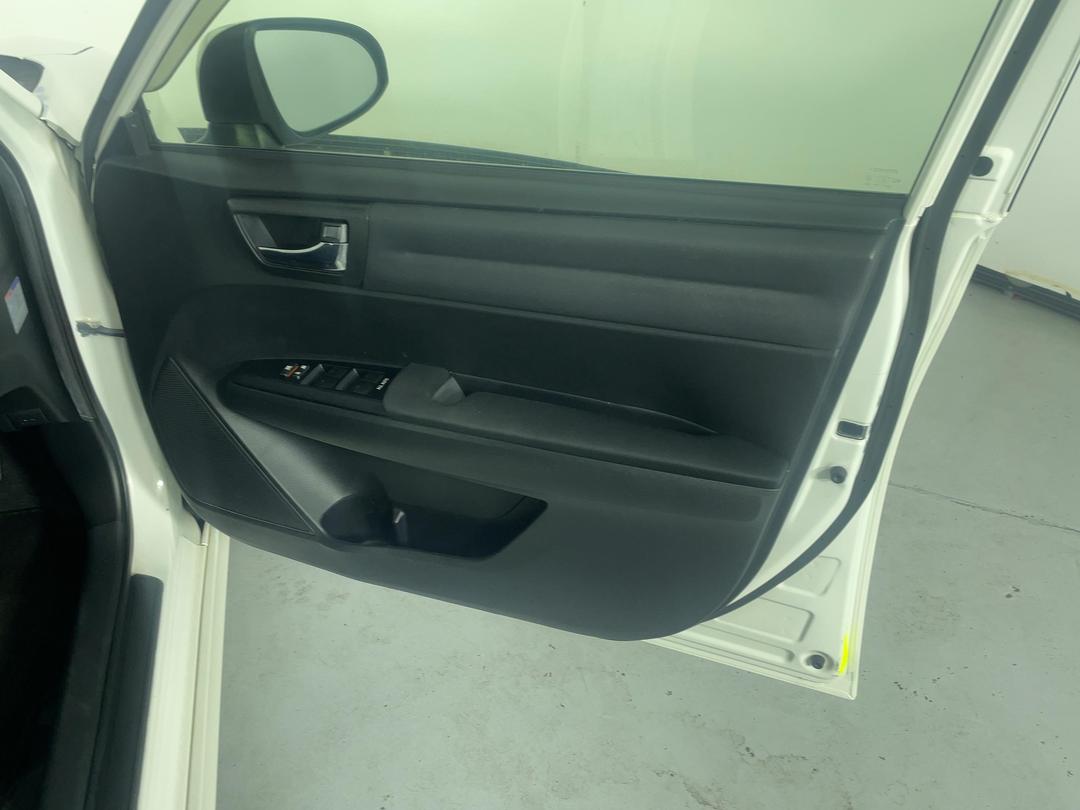 Photo '15' of Toyota Corolla Fielder