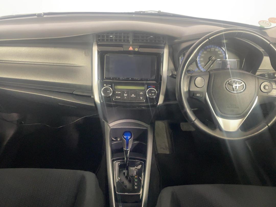 Photo '18' of Toyota Corolla Fielder