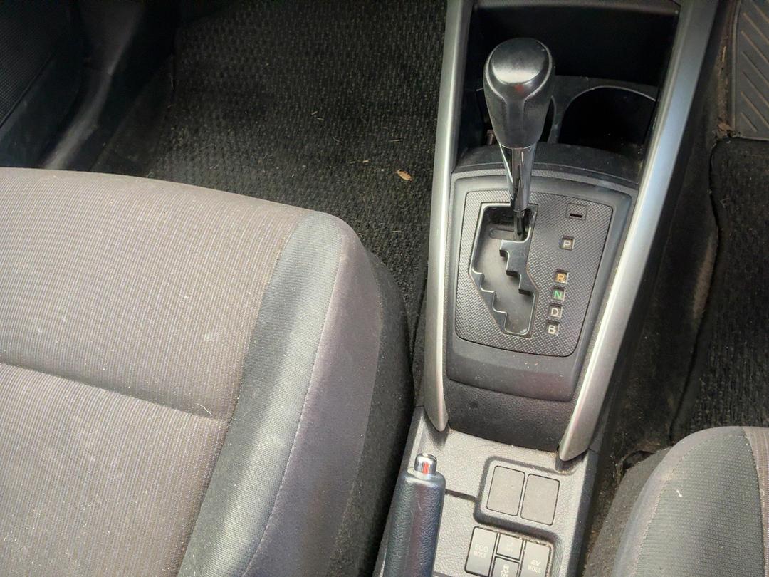 Photo '18' of Toyota Corolla Fielder Photo '18' of Toyota Corolla Fielder