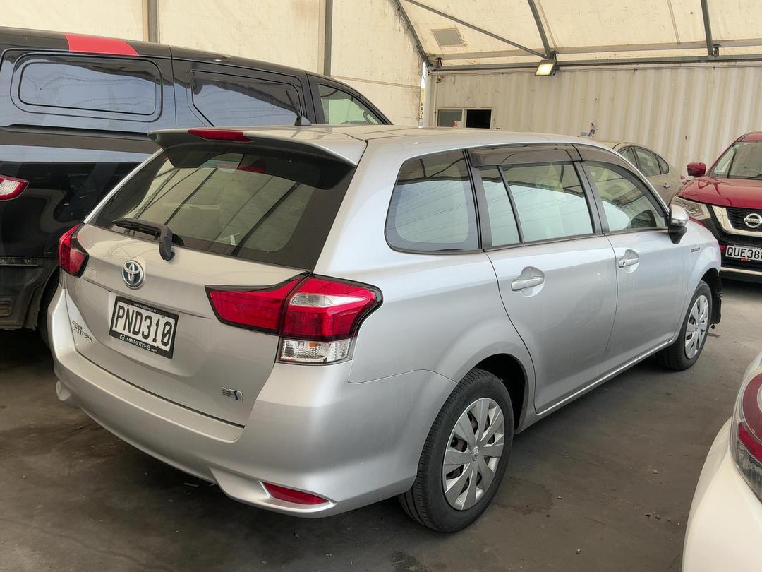Photo '5' of Toyota Corolla Fielder