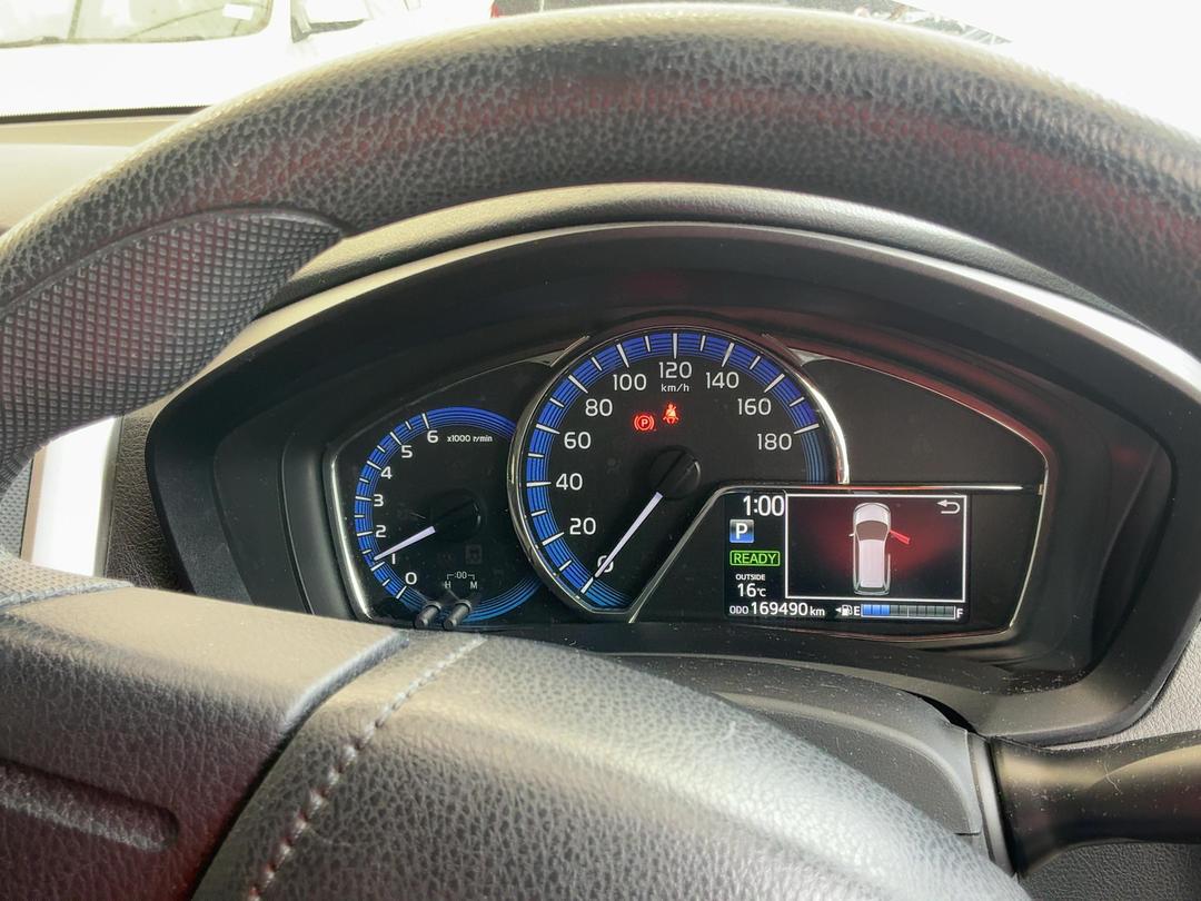 Photo '14' of Toyota Corolla Fielder