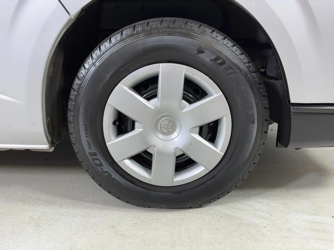 Photo '9' of Toyota Hiace