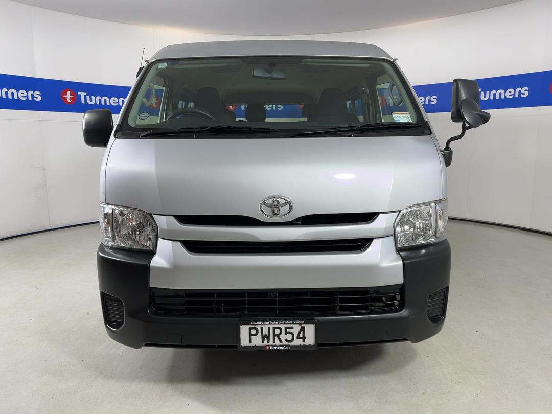 Photo '2' of Toyota Hiace