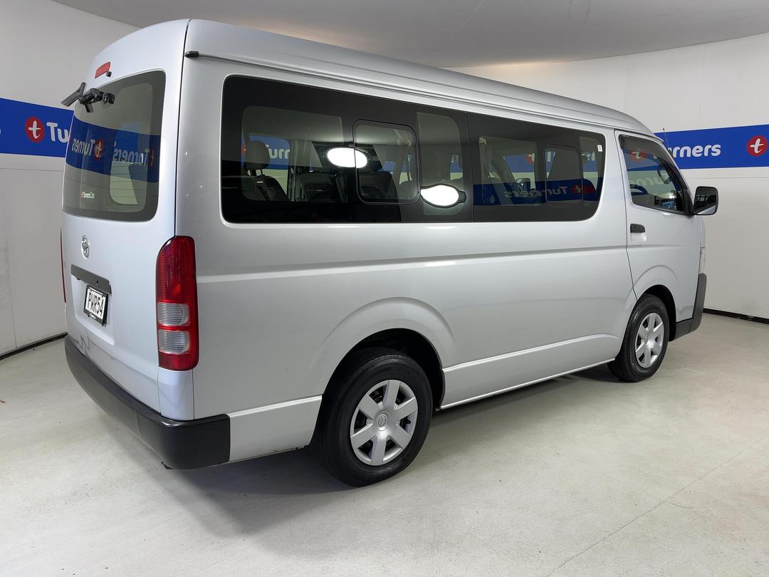 Photo '7' of Toyota Hiace