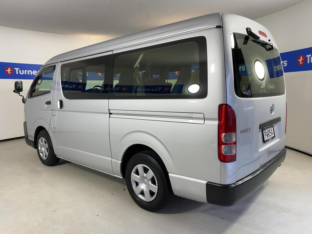 Photo '5' of Toyota Hiace