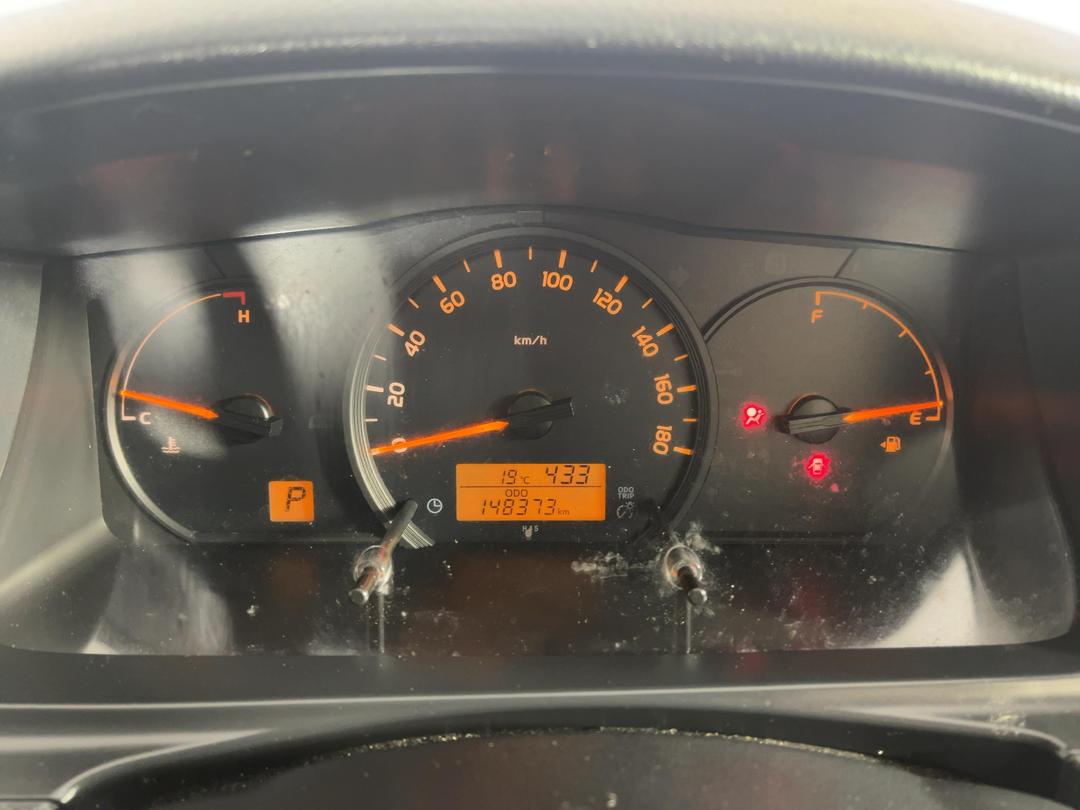 Photo '21' of Toyota Hiace